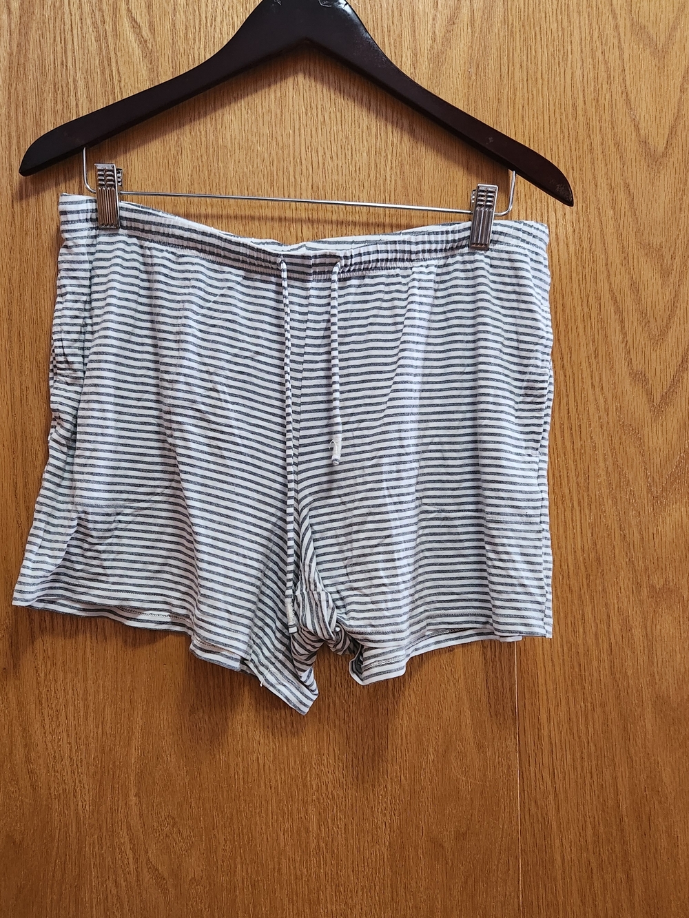 Soma Striped Drawstring Athletic Shorts - White & Gray